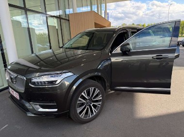 Volvo XC90 V-1