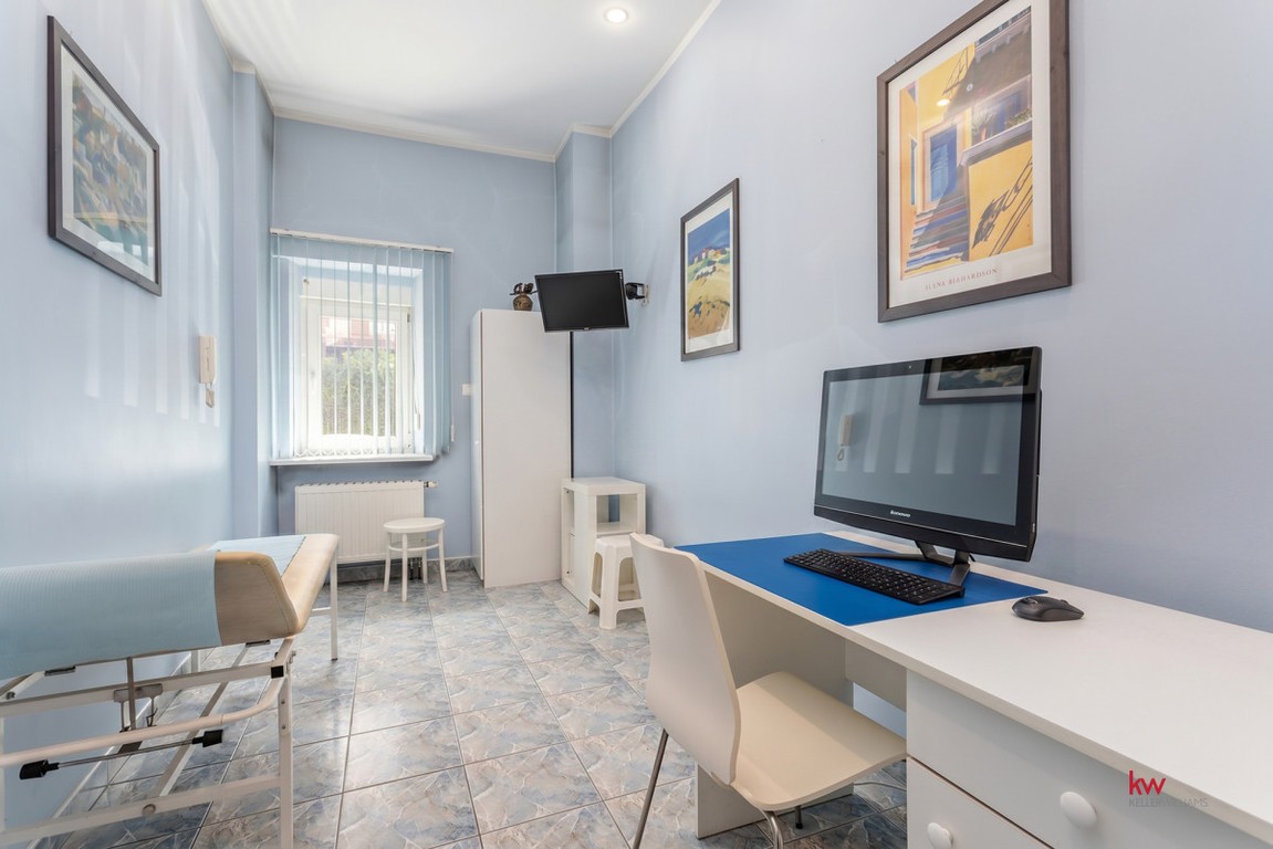 Gotowy lokal medyczny | 70,05 m² | 3 gabinety - Widok 2