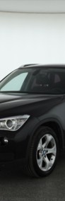 BMW X1 I (E84) , 184 KM, Automat, Navi, Xenon, Bi-Xenon, Klimatronic,-3