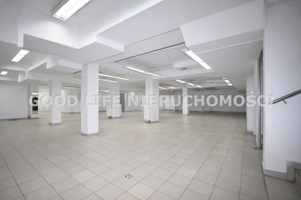 LOKAL|HANDLOWY|360 m²|DO|WYNAJECIA|CENTRUM|TARGOWA - Widok 2