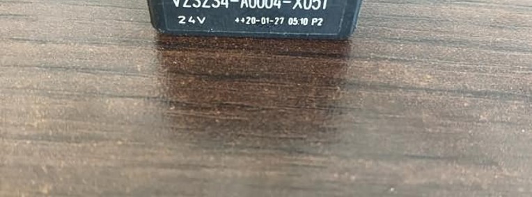V23234-A0004-X051 Przekaźnik-1