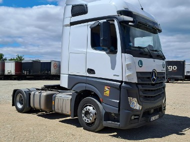 Mercedes-Benz Actros-1