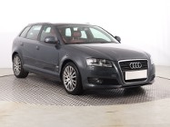 Audi A3 II (8P) , Klimatronic, Tempomat, Parktronic, Podgrzewane siedzienia,