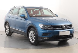 Volkswagen Tiguan , Salon Polska, Serwis ASO, Navi, Klimatronic, Tempomat,