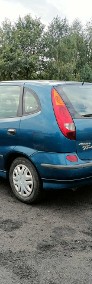 Nissan Almera II Nissan Almera Tino 2.2DI 114km 02r-3