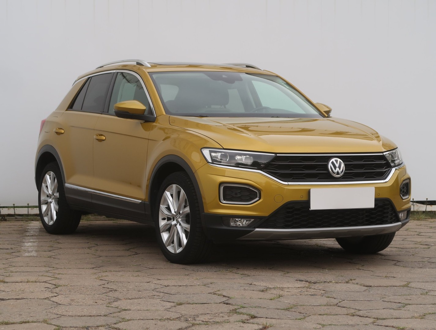 Volkswagen T-Roc , Salon Polska, Automat, Skóra, Navi, Klimatronic, Tempomat,