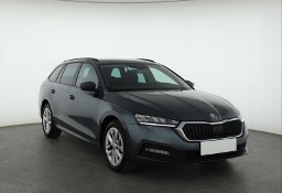 Skoda Octavia IV , Salon Polska, Serwis ASO, Automat, VAT 23%, Klimatronic,