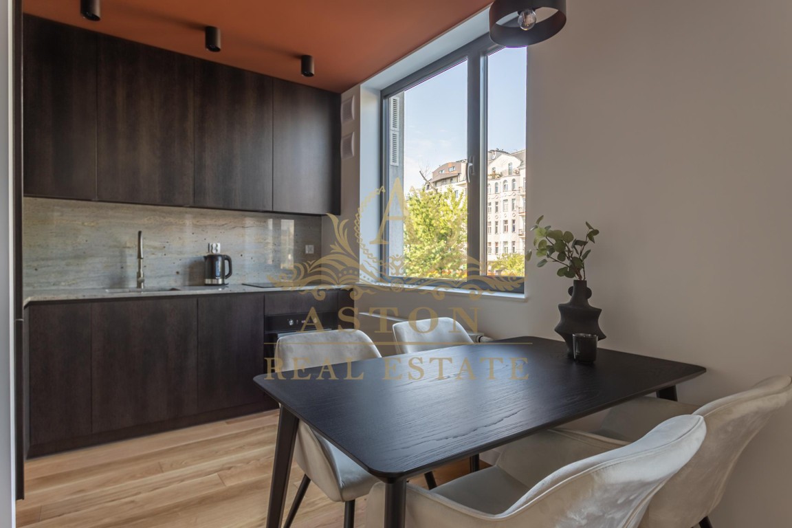 Dwupoziomowy loft w wysokim standardzie - Więcej