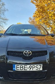 Toyota Auris I-2