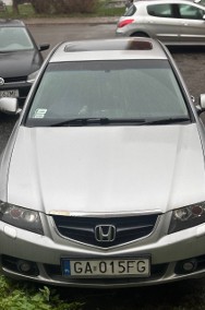 Sprzedam Honda Accord (Anglik) w dobrym stanie.Trzeci wlasciciel-2