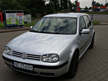 Volkswagen Golf V-1