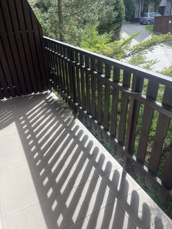 Do sprzedaży mieszkanie 3-pokojowe 48 m² z garażem -Zakopane-ul. Za Cieszynianką – pohled 4