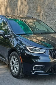 Chrysler Pacifica-2
