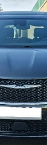 Chrysler Pacifica-3