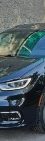 Chrysler Pacifica-4