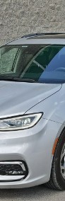 Chrysler Pacifica-3