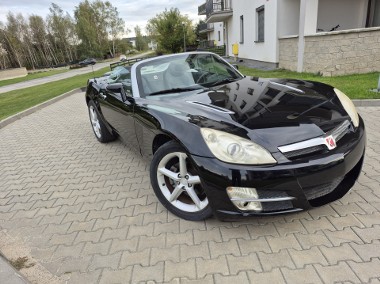 ROADSTER-1