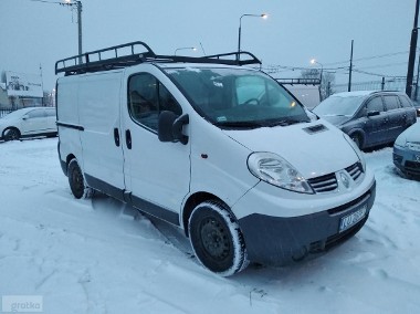 Renault Trafic 2.0 dCi-1