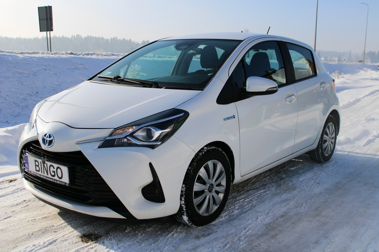 Toyota Yaris III Active Hybrid 100*Automat*Krajowy*Lift