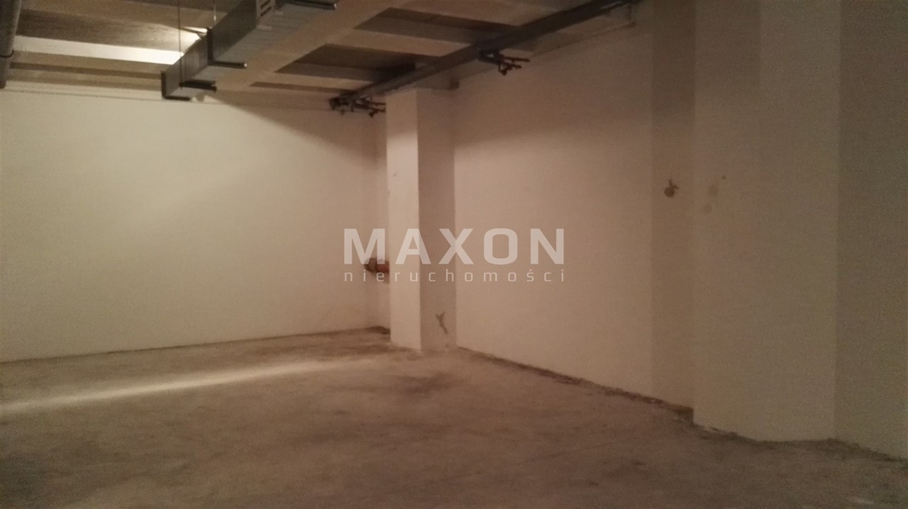 Lokal handlowy przy Dworcu Centralnym – pohled 3