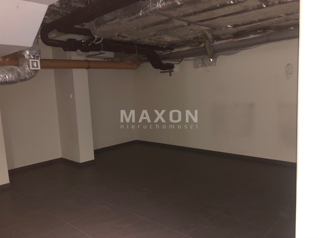 Lokal handlowy przy Dworcu Centralnym – pohled 6