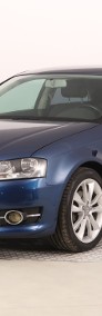 Audi A3 II (8P) , Klimatronic, Tempomat, Parktronic, Podgrzewane siedzienia-3