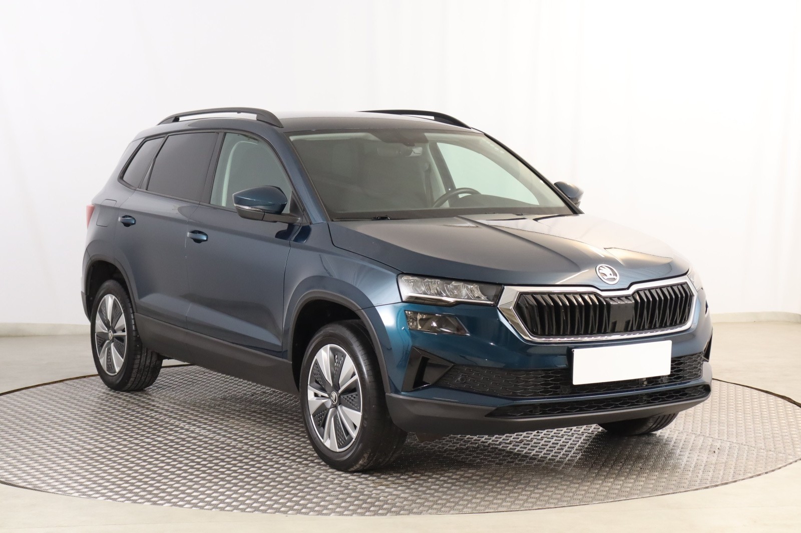 Skoda Karoq , Salon Polska, 1. Właściciel, Serwis ASO, Klimatronic