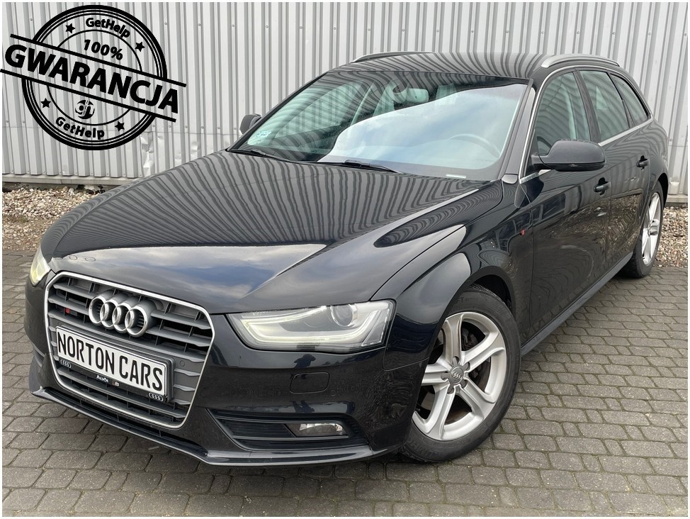 Audi A4 IV (B8) S-Line