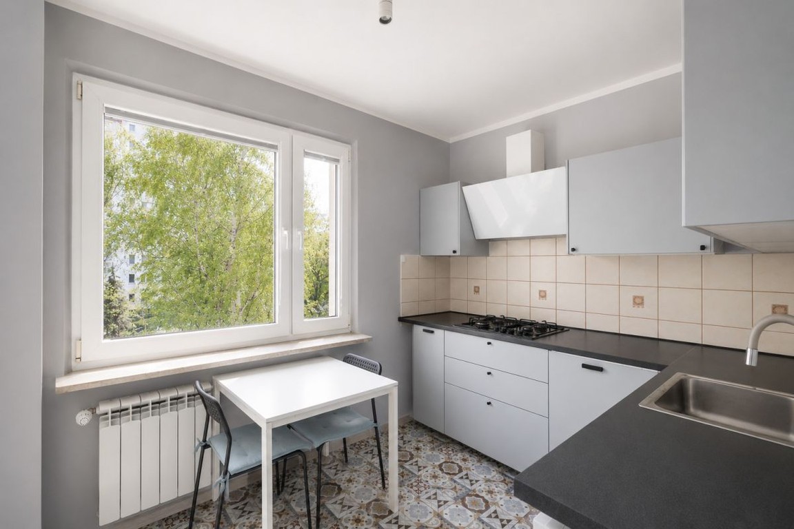 Kawalerka z osobną kuchnią|Spokojna okolica|Balkon - Widok 2