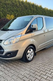 Ford Tourneo-2