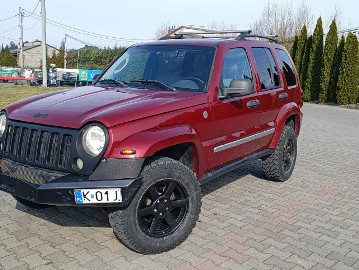 Jeep Cherokee III [KJ] Jeep 4x4 Podniesiony 214 ps Jimny