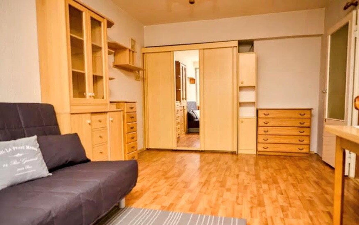 Mokotów Służew ul. Batuty2 pokoje+ balkon //do METRO Służew 3 min - Widok 2