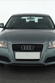 Audi A3 II (8P) , GAZ, Klimatronic-2