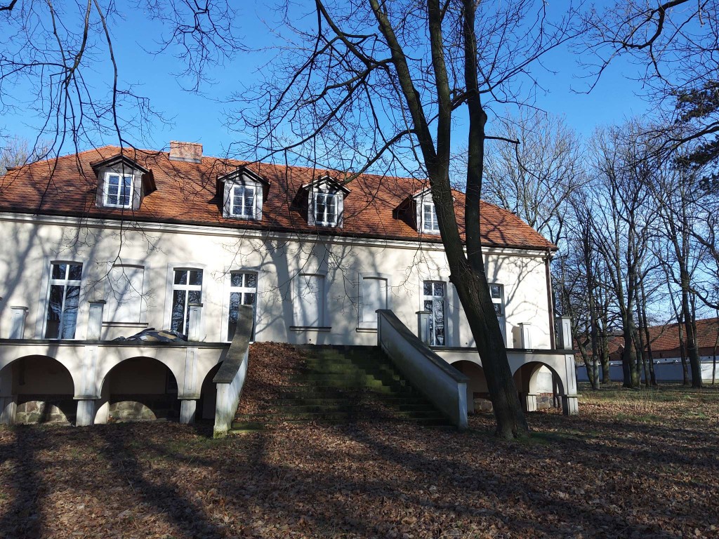 Dwór+oficyna+folwark+2,8 HA park -koło Rawicza -HIT cenowy -rejestr zabytków