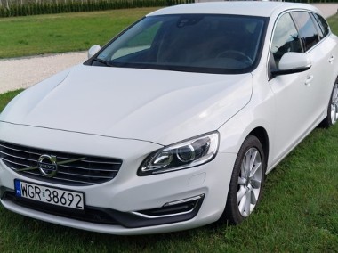 VOLVO V60 Summum 2017 *BEZWYPADKOWY*ZADBANY*Cena do negocjacji*-1