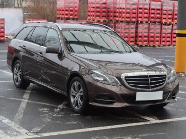 Mercedes-Benz Klasa E W212 , 170 KM, Automat, Skóra, Navi, Klimatronic, Tempomat,-1