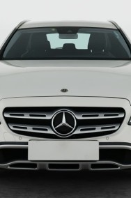Mercedes-Benz Klasa E W213 , 1. Właściciel, Serwis ASO, 194 KM, Automat, Skóra, Navi,-2