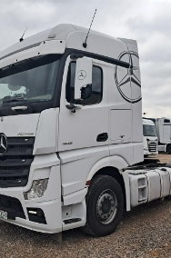 Mercedes-Benz Actros-2