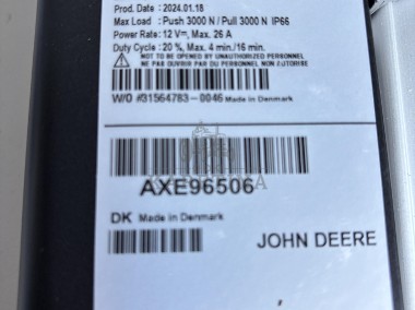 John Deere sieczkarnia - siłownik klapy wysypu AXE96506-2