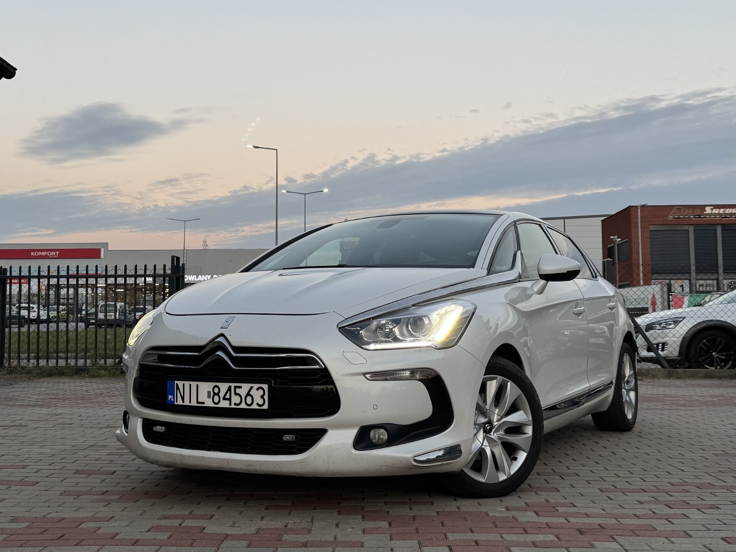 Citroen DS5 1,6 diesel 114 KM