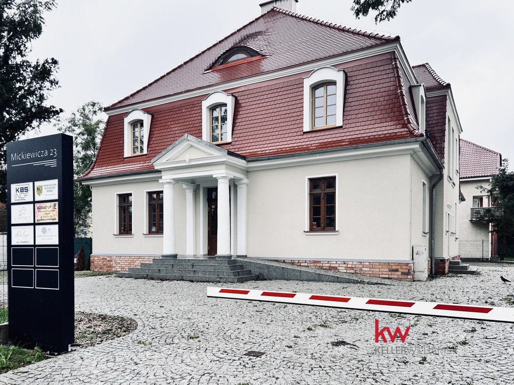 Biuro w prestiżowym miejscu w Sztumie(na wynajem), Sztum