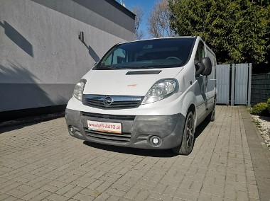 Opel Vivaro 2.0 CDTI 115KM Klima HAK Ledy 3 osobowy Tylne Drzwi Gwarancja-1