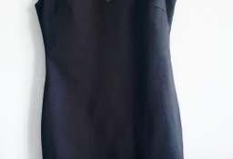 Mała, czarna sukienka z firmy Zara