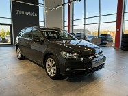 Volkswagen Golf VIII Variant Highline 1.5TSI 150KM M6 2020 r., salon PL, I wł., f-a VAT