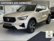 Volvo XC40 B4 Plus Dark Pakiet Driver Assist + Kamera Park Assist, tył + Reflektory