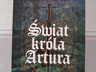 Książka - „Świat króla Artura”, A. Sapkowski, do sprzedania-1