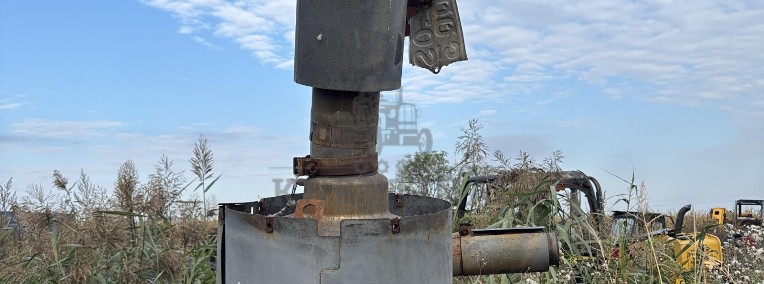 John Deere 8345R - tłumik wydech RE572555 RE574595 RE561385-1