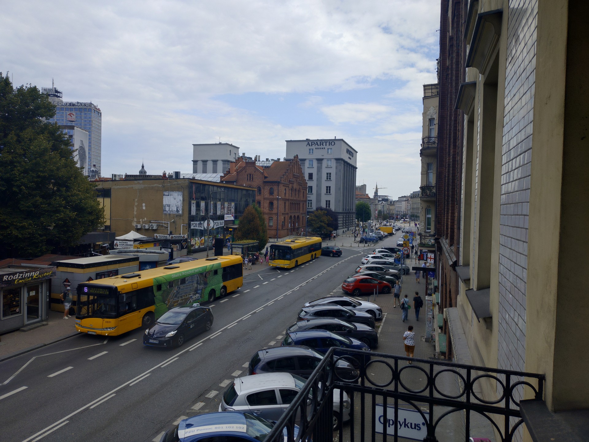 kamienica, blok na wynajem