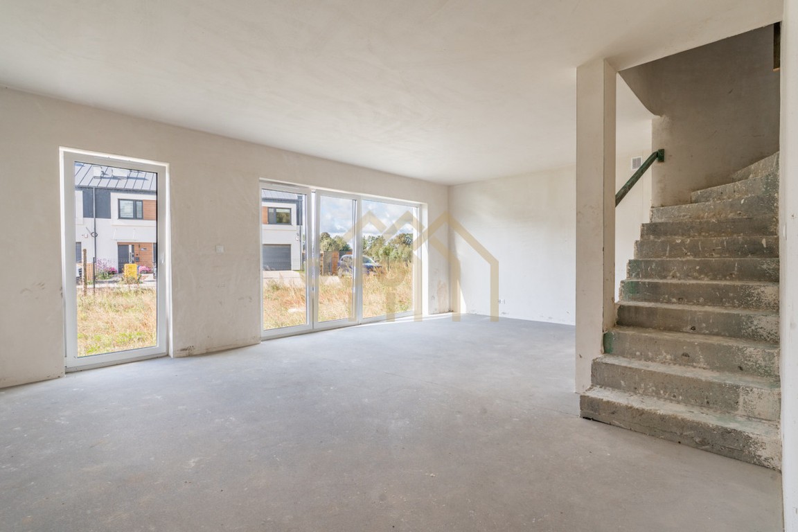 Dom na sprzedaż, 4 pokoje, 139 m², Banino
