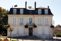 Dom Saintry-Sur-Seine